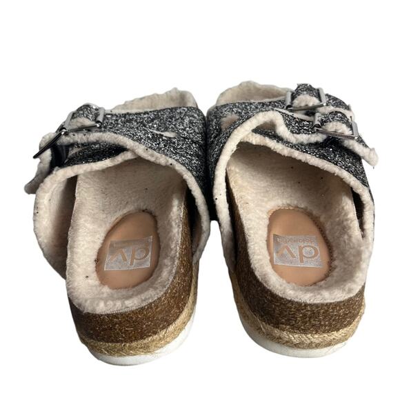 DV Dolce Vita Sparkle Sherpa Two Strap Sandals Womens 6.5 Footbed Comfort Silver - Picture 5 of 9